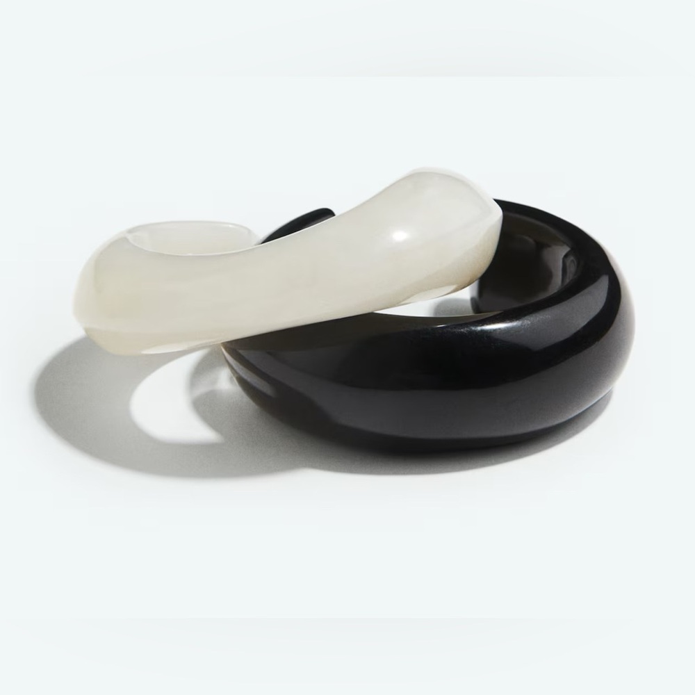 H&M 2 PACK CUFF BRACELETS .